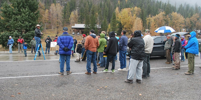 Protesters at Yellowstone's East Entrance