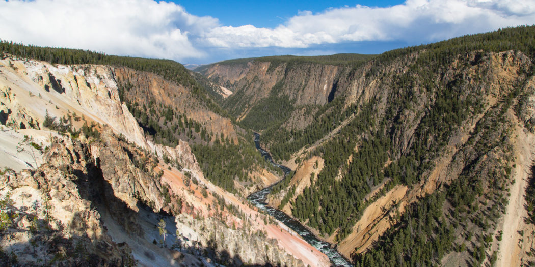 21-Year-Old Dies After Falling Into Grand Canyon of the Yellowstone ...