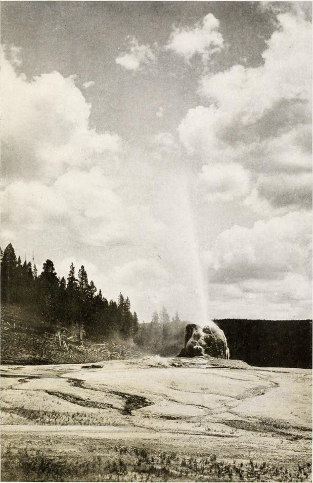 lone star geyser circa 1910 from to geyserland oregon short line railroad brochure